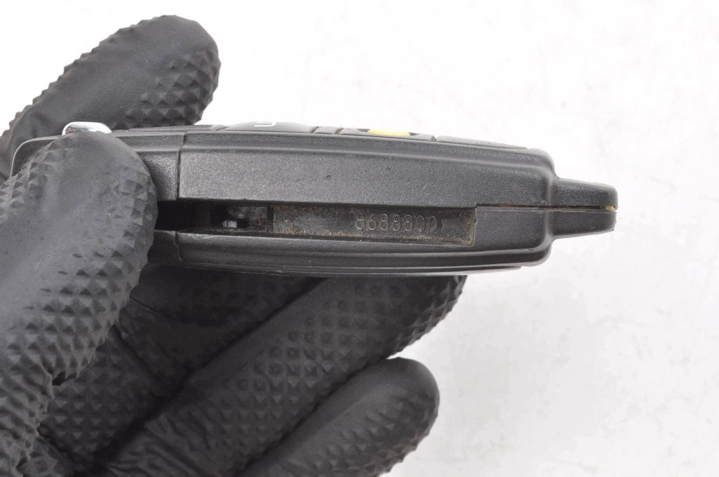 REMOTE CONTROL KEY VOLVO S60 V70 XC70 XC90 8688800