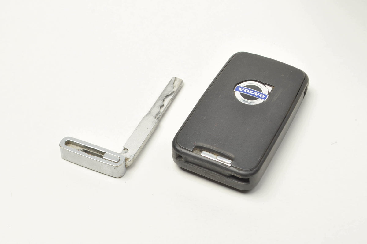 REMOTE CONTROL KEY VOLVO V70 III V40 II S60 V60 XC70 XC60 30710778
