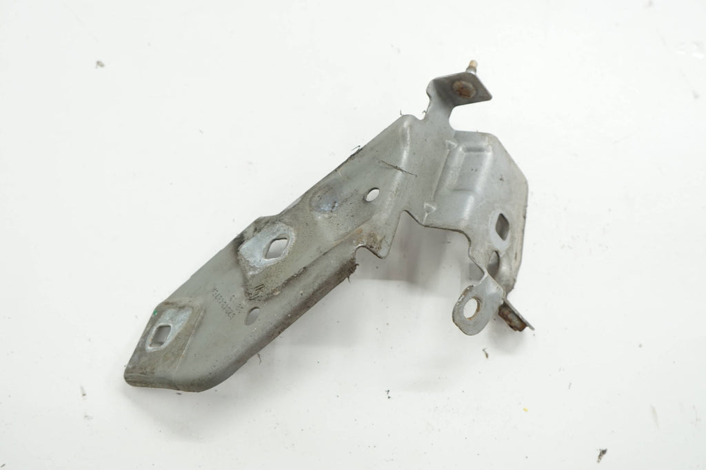 RENAULT CAPTUR AND 13R FENDER BRACKET LEFT FRONT TED69 620434875A