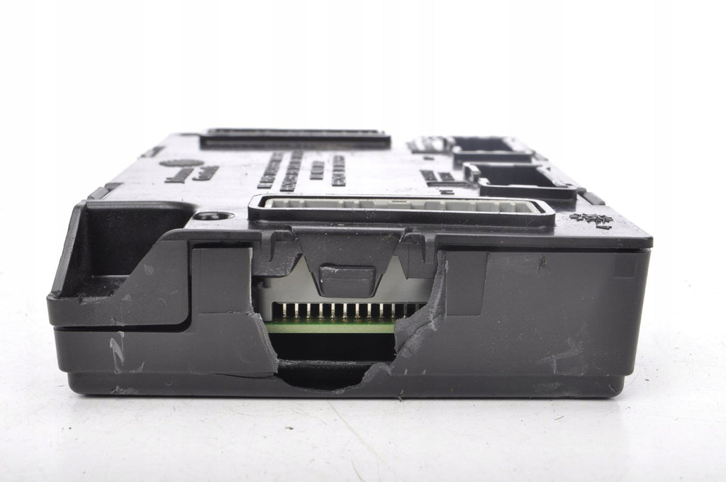 RENAULT CAPTURE AND COMPUTER MODULE DRIVER BCM 284B18533