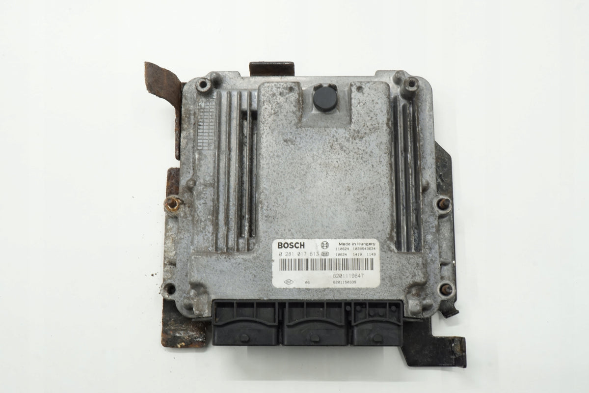 RENAULT LAGOON III 11R ENGINE CONTROLLER 2.0DCI 8201119647