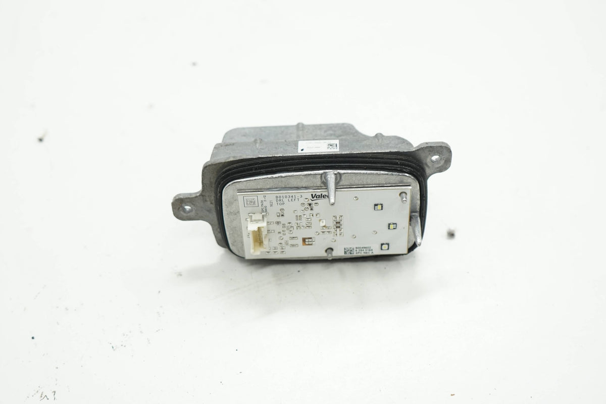 RENAULT MEGANE IV 16R MODULE LED CONVERTER LAMP FRONT 90049602