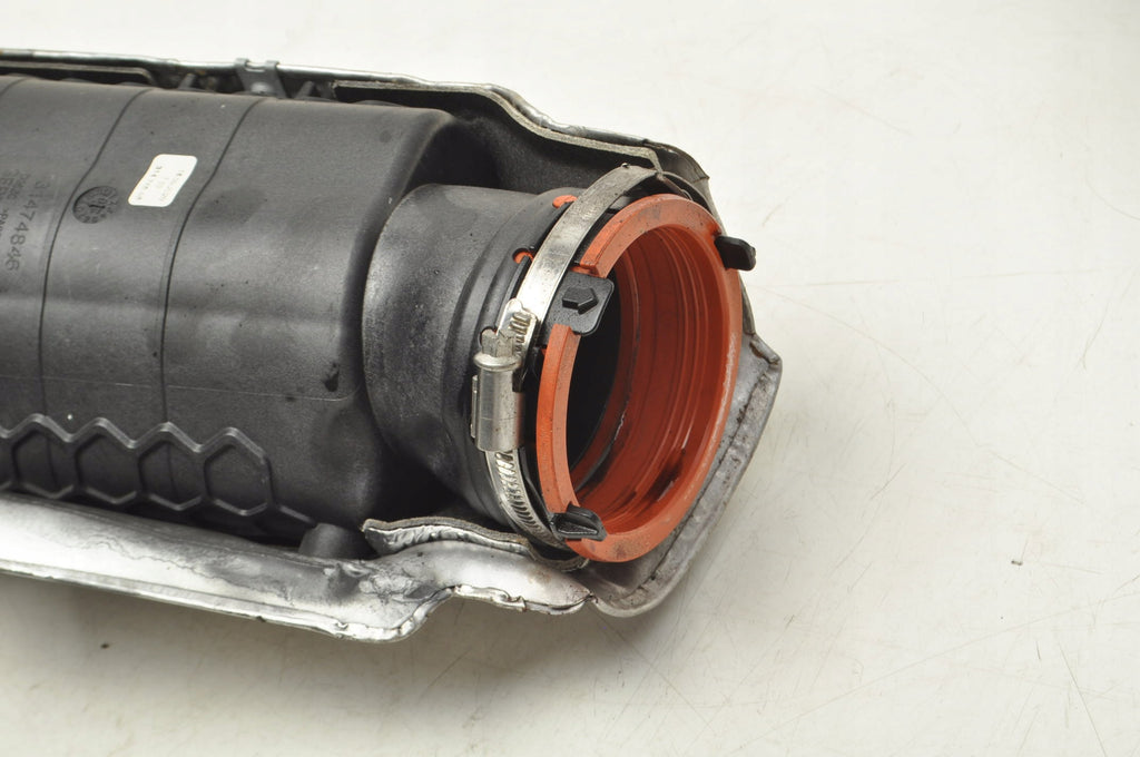 RESONATOR TUBE VOLVO S90 II XC60 II S60 III V60 II 2.0 16V T6 31474846