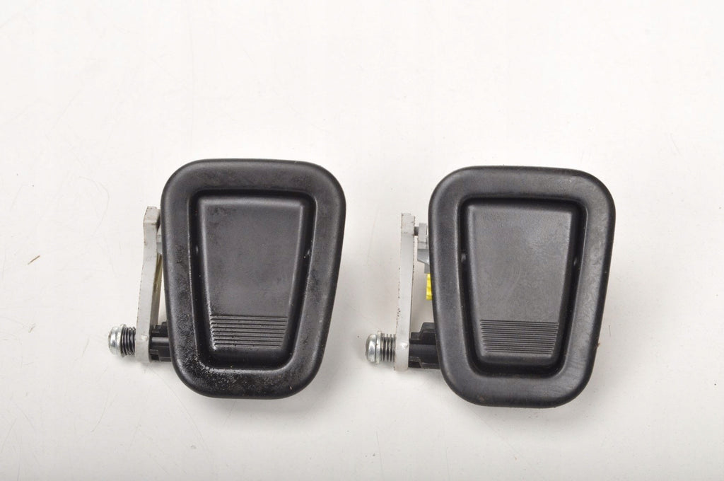 ROLLS-ROYCE WRAITH RR5 HANDLE HOOK HEADLINER HANGER 7008000