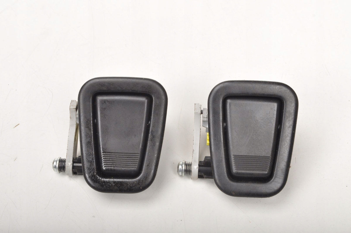ROLLS-ROYCE WRAITH RR5 HANDLE HOOK HEADLINER HANGER 7008000