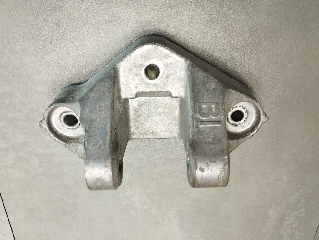 Renault Kadjar PAW BRACKET 038172