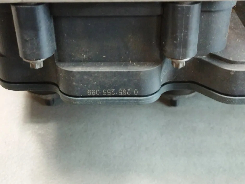 Renault Kadjar PUMP ABS 476606749R