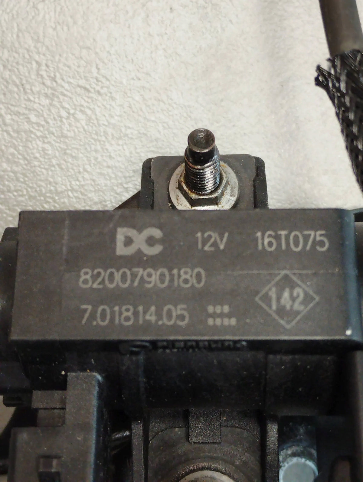 Renault Kadjar VACUUM VALVE 70181405