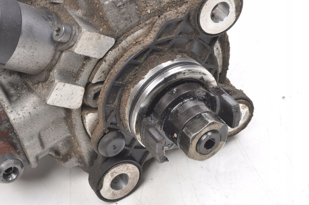 S60 II XC60 AND V70 III S80 II S60 II V60 2.0 D3/D4 INJECTION PUMP 31272896