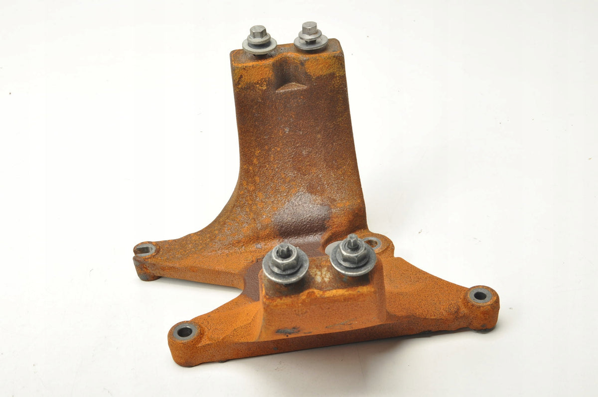 S60 III V60 II XC60 II 2.0 B4 PAW CATALYST BRACKET 31480833 2025R