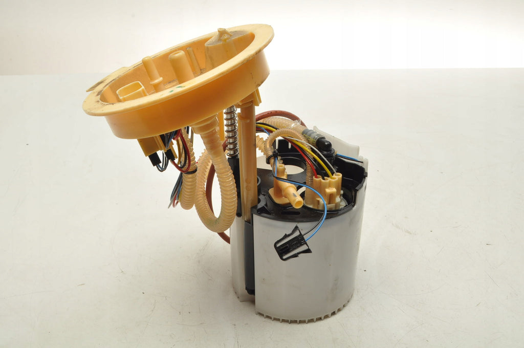 S90 V60 V60CC V90CC XC60 XC90 2.0 D3 D4 D5 2.0 D5 FUEL PUMP 31372615