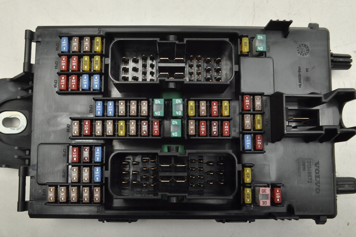 S90 V90 XC60 XC90 2.0 T4 T5 T6 T8 D3 D4 D5 FUSE BOX 31346672