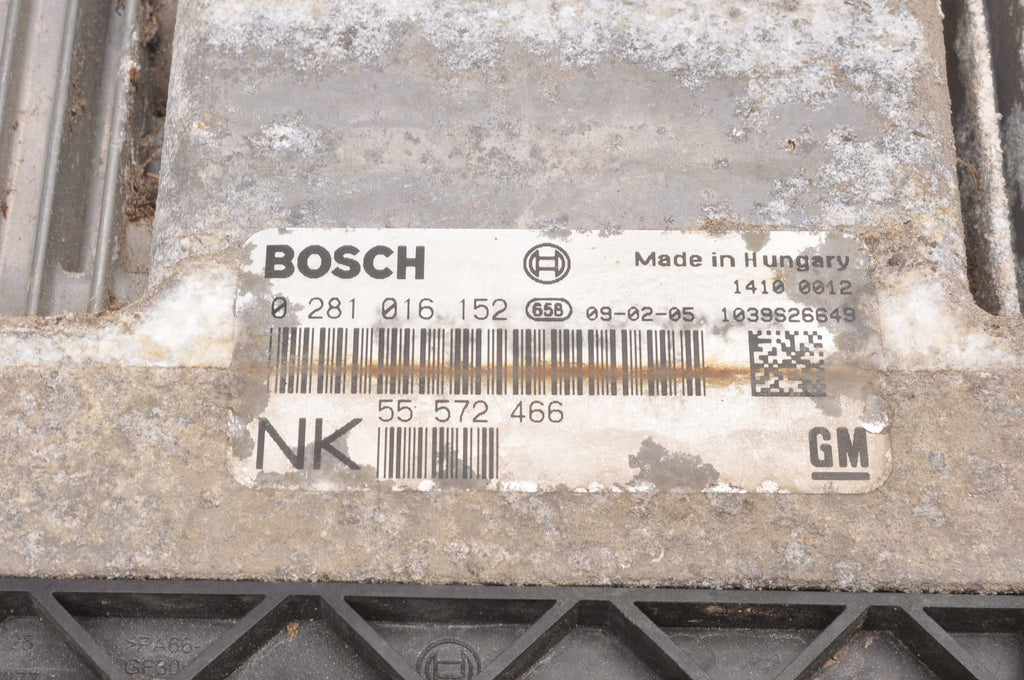 SAAB 9-3 II 1.9 TiD 120 HP COMPUTER ENGINE CONTROLLER 55572466