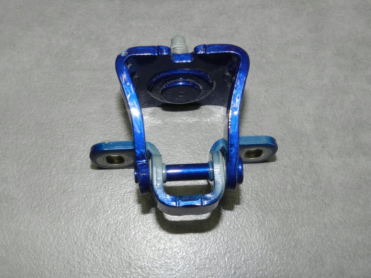 SEAT ARONA FLAP HINGES REAR 5G0827301C