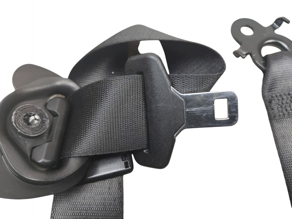 SEAT BELT LEFT FRONT BMW G30 G31 (2017-2020)