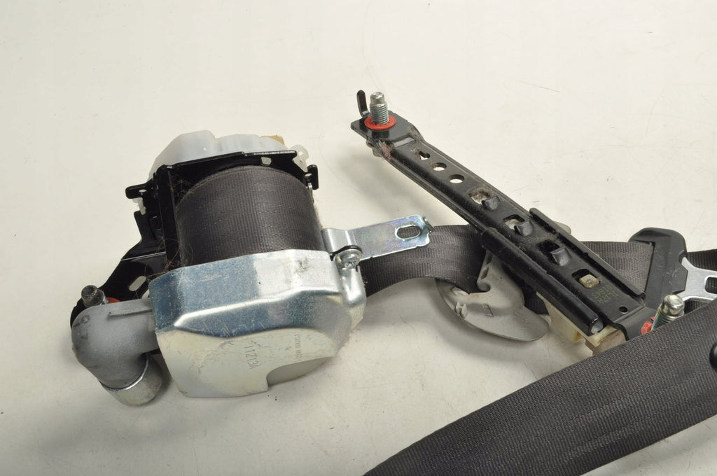 SEAT BELT LEFT FRONT KIA CEED II 88820-A2100 STATION WAGON