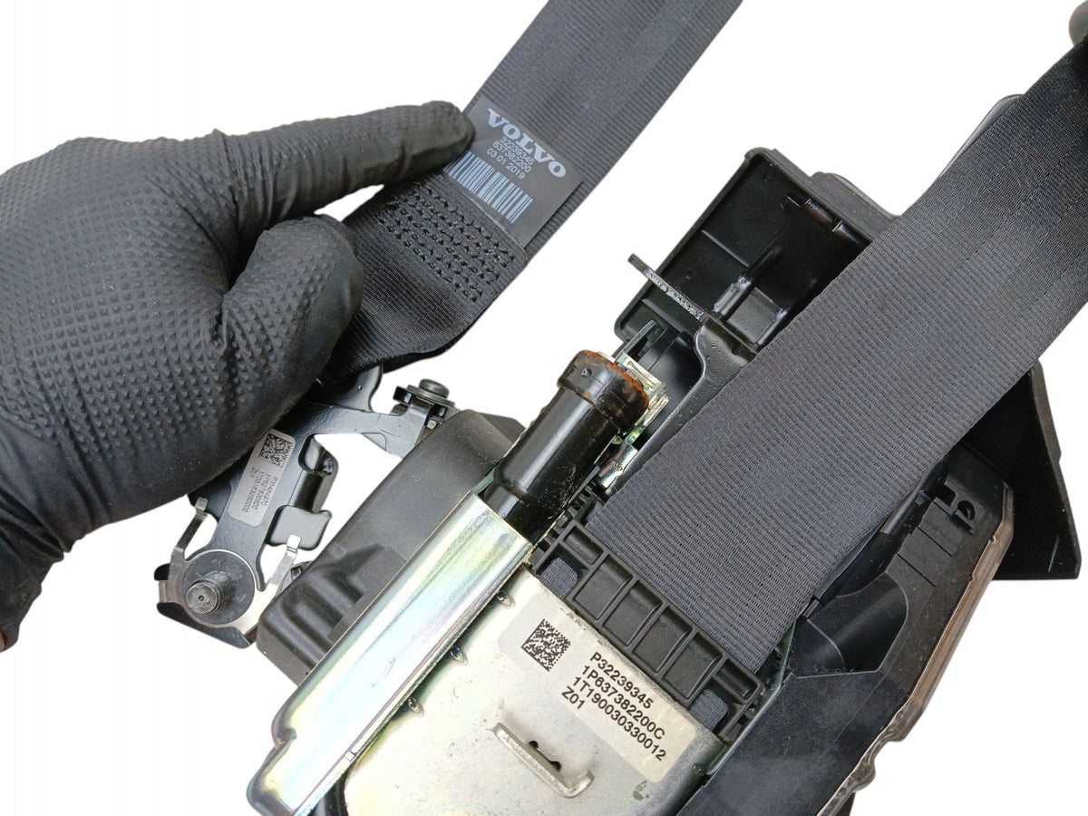 SEAT BELT LEFT FRONT VOLVO V90 II CC 32239345