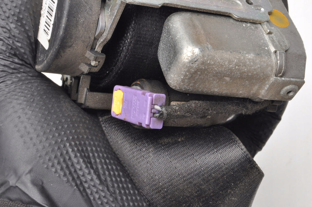 SEAT BELT RIGHT FRONT AUDI A3 8P 8P3857706B