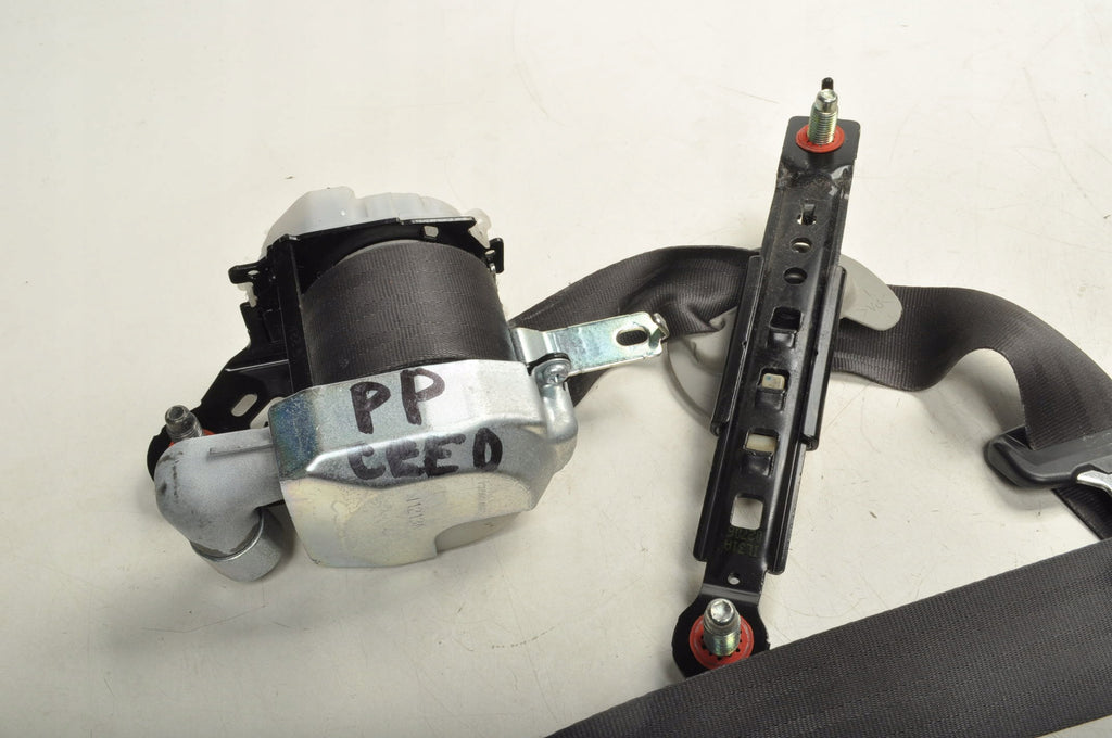 SEAT BELT RIGHT FRONT KIA CEED II 88810-A2100 STATION WAGON