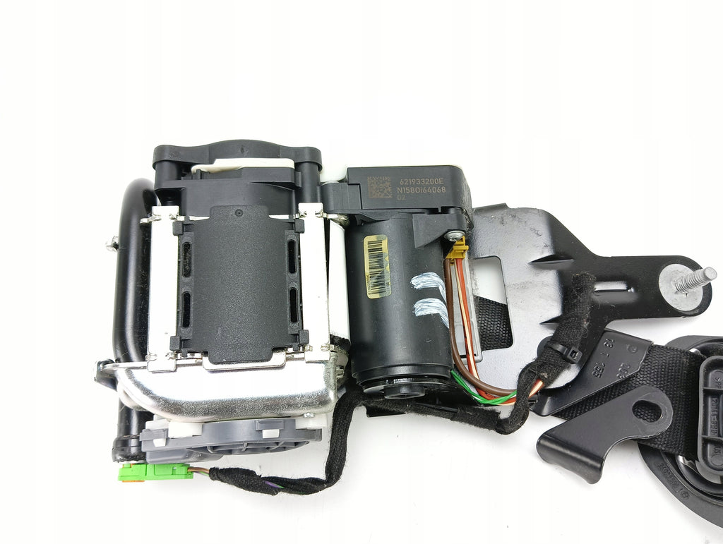 SEAT BELT RIGHT FRONT MERCEDES C W204 LIFT 619060900