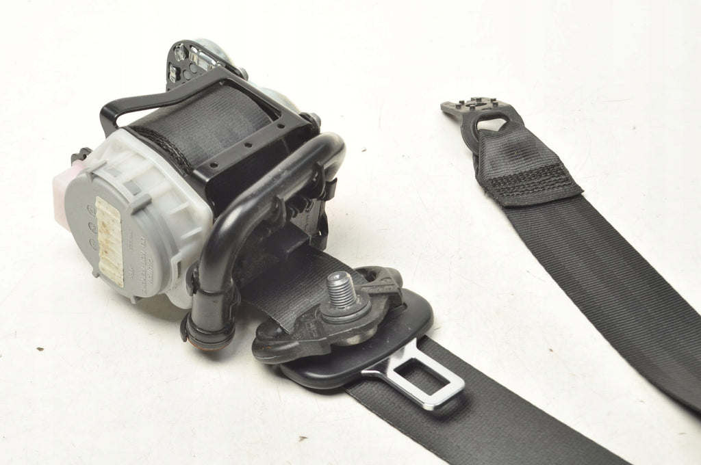 SEAT BELT RIGHT FRONT SKODA OCTAVIA III 5E0857702