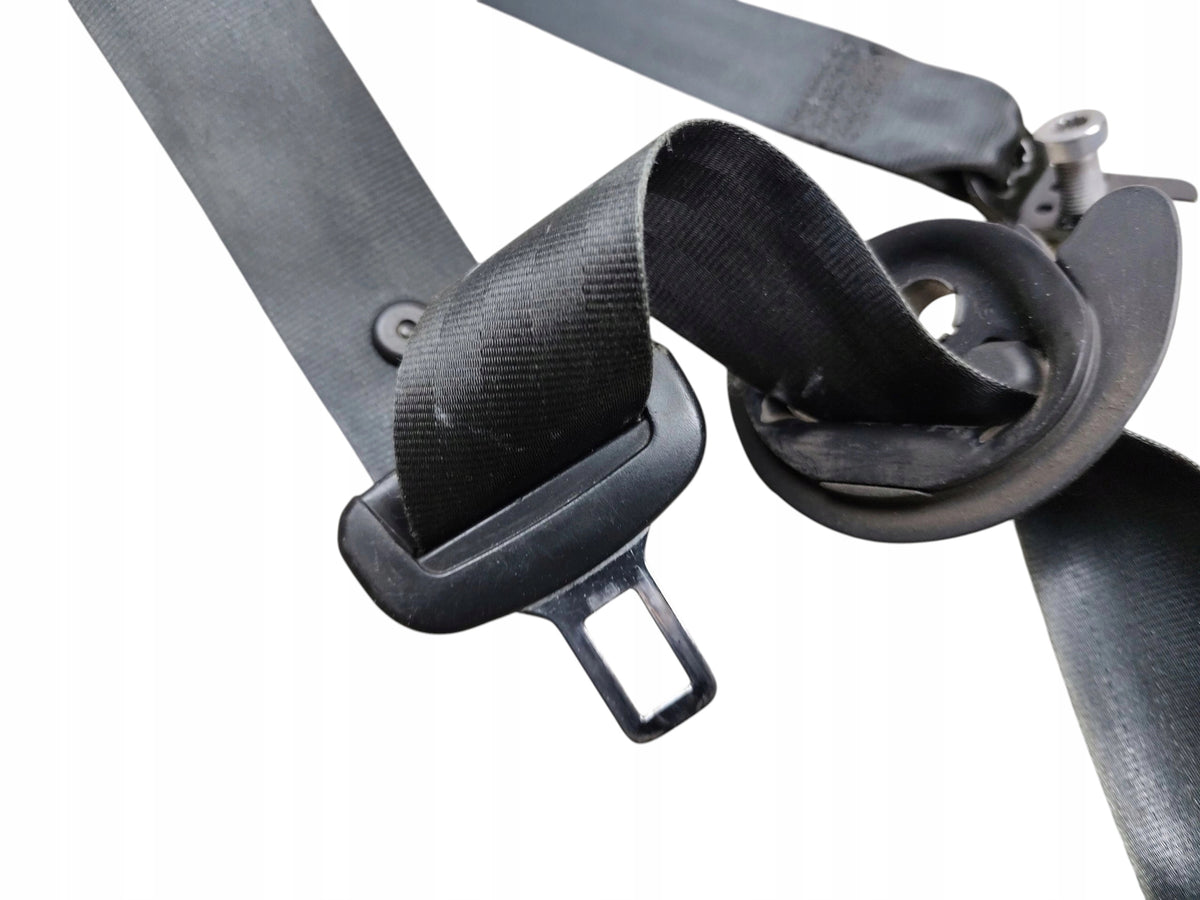 SEAT BELT RIGHT FRONT VW PASSAT B8 626346700