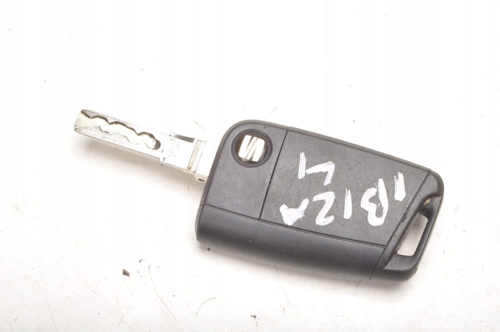 SEAT IBIZA IV IGNITION KEY 1K0905851 6C0905865