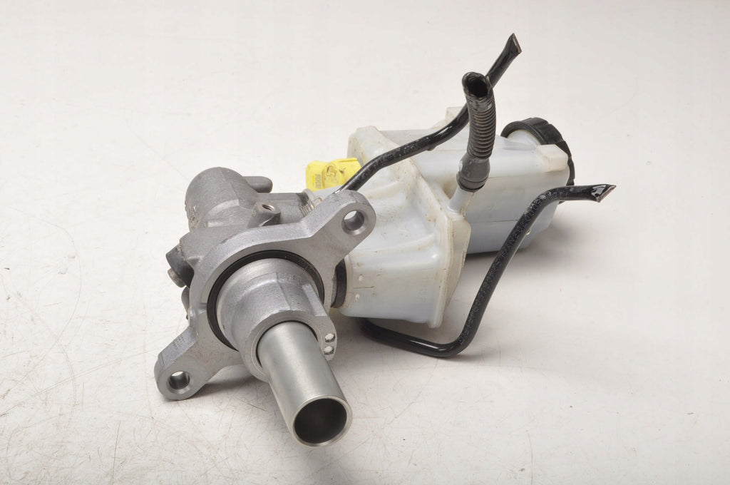 SEAT LEON III BRAKE PUMP 5Q2611301C