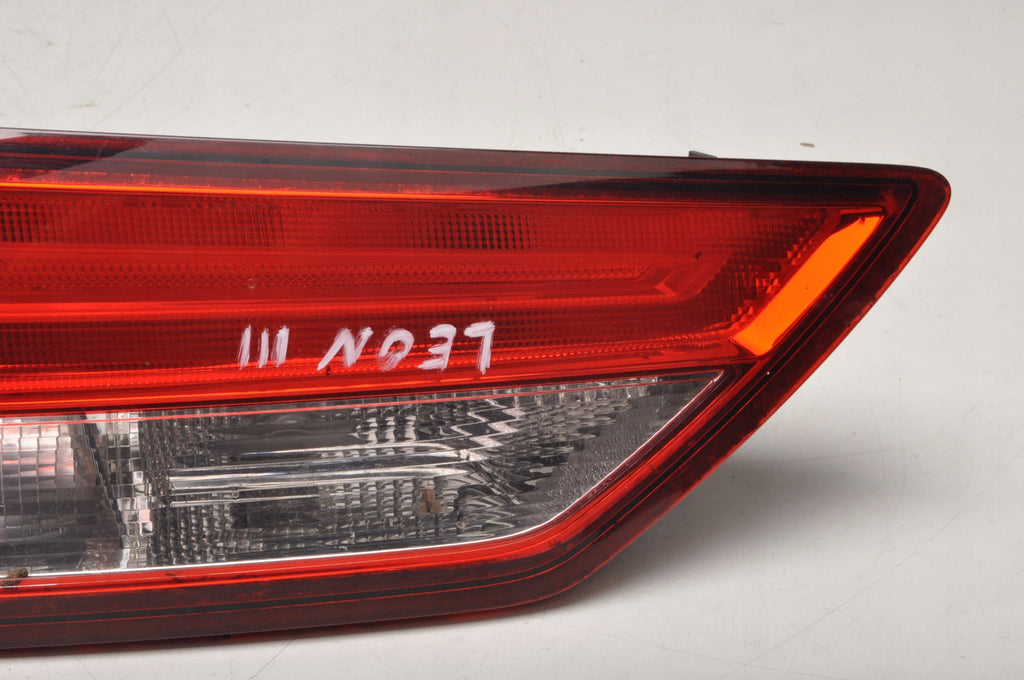 SEAT LEON III LAMP LEFT REAR FLAP 5F9945093A