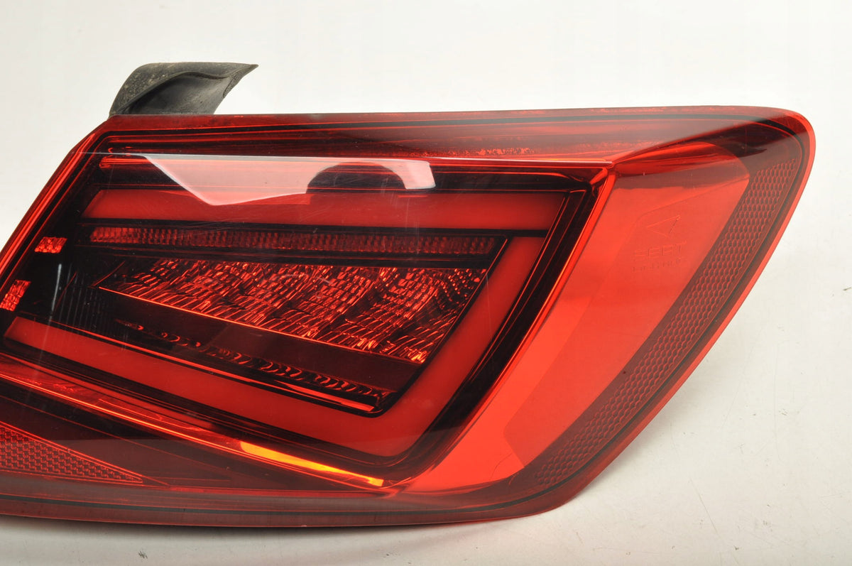 SEAT LEON III LAMP RIGHT REAR FR LIFT HB 5D 5F0945208F