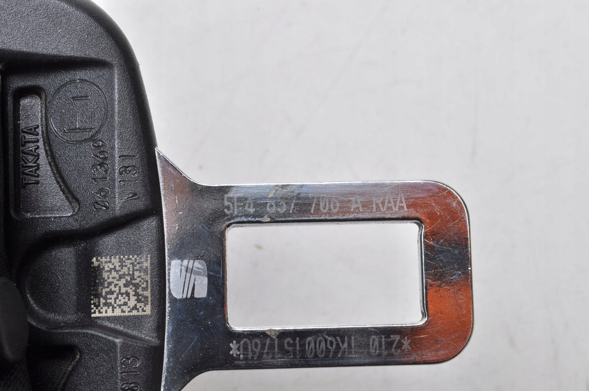 SEAT LEON III SEAT BELT RIGHT FRONT 5F4857706A 5 DOORS