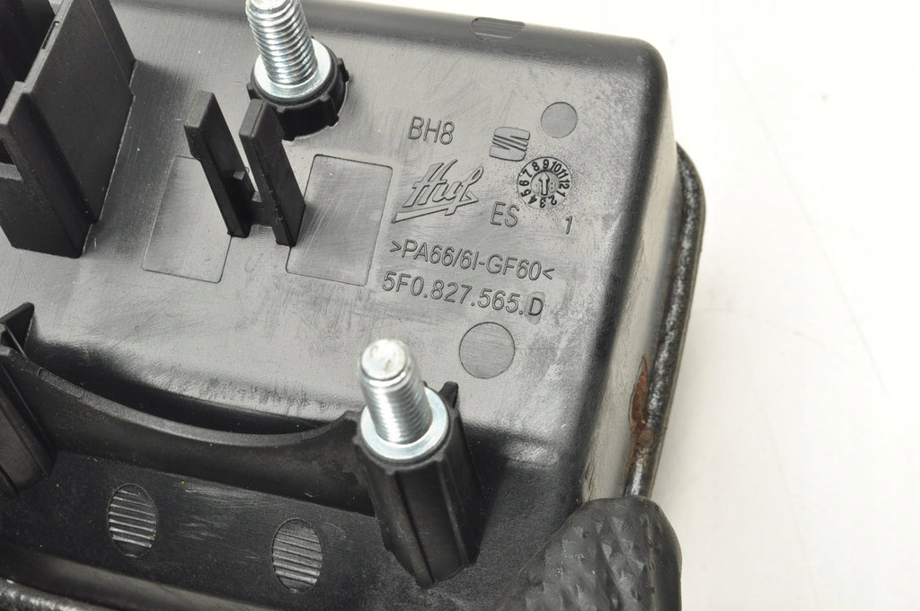SEAT LEON III TRUNK HANDLE 5F0827565D HB 3D