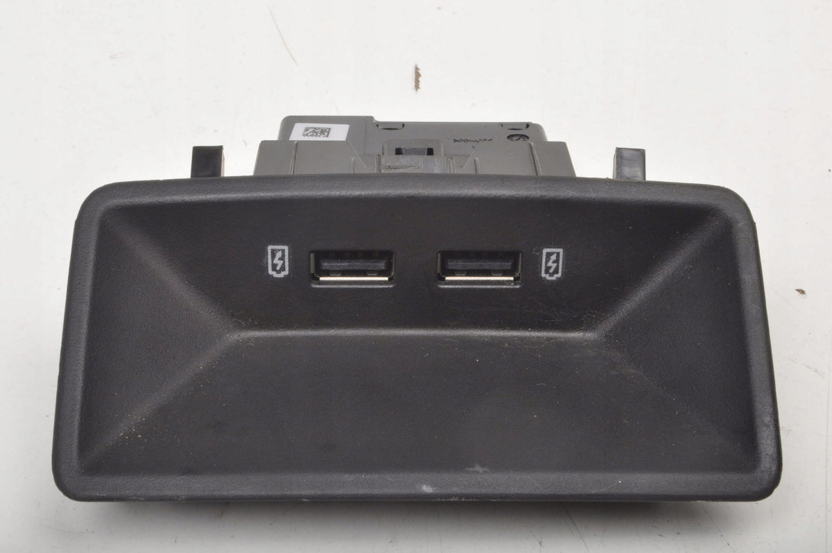 SEAT LEON III USB INPUT 5Q0035726L