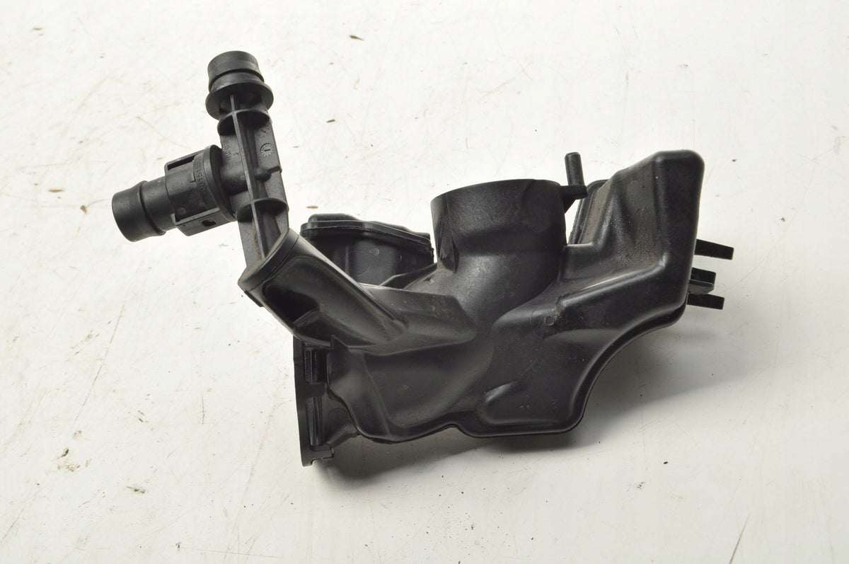 SKODA FABIA III 1.0 TSI AIR INTAKE PIPE 04C129654A