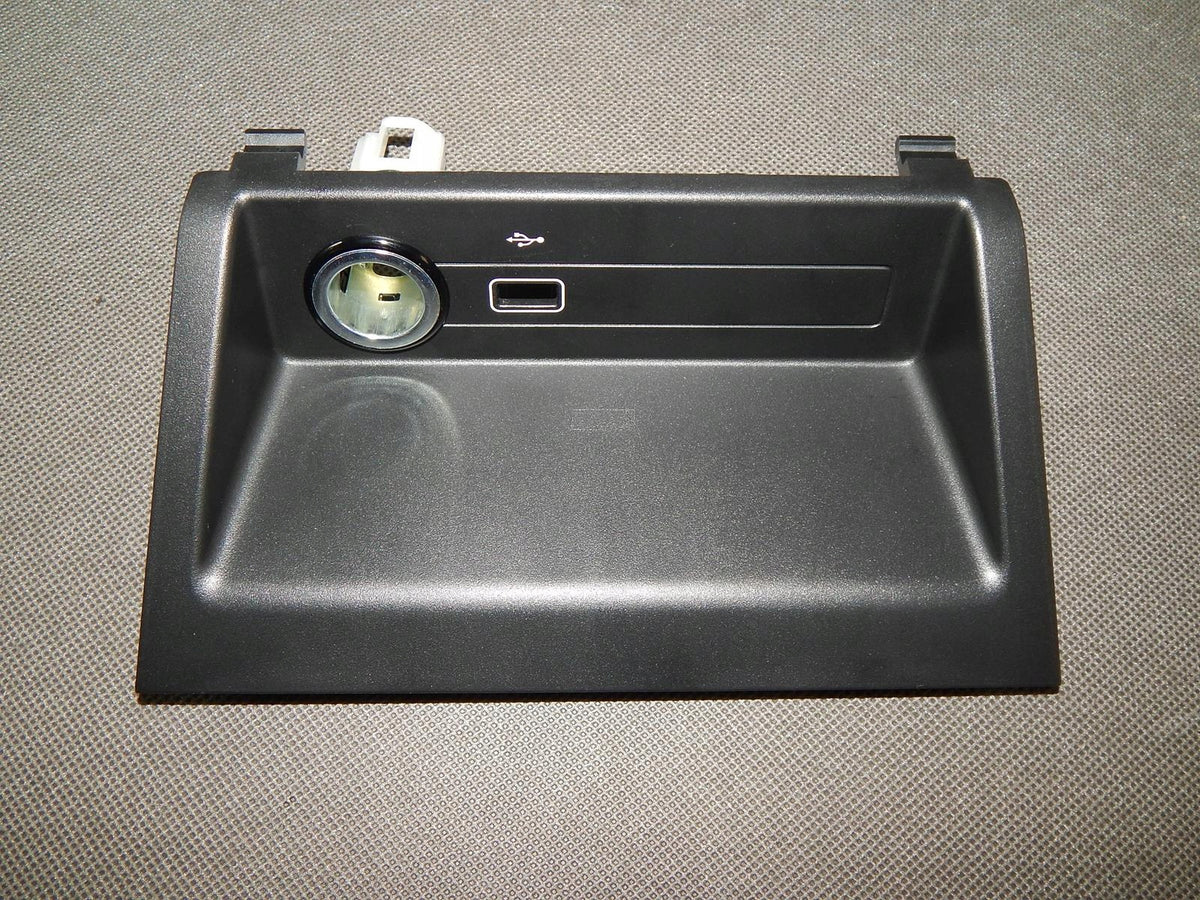 SKODA FABIA III USB PANEL LIGHTER 6V0857367B