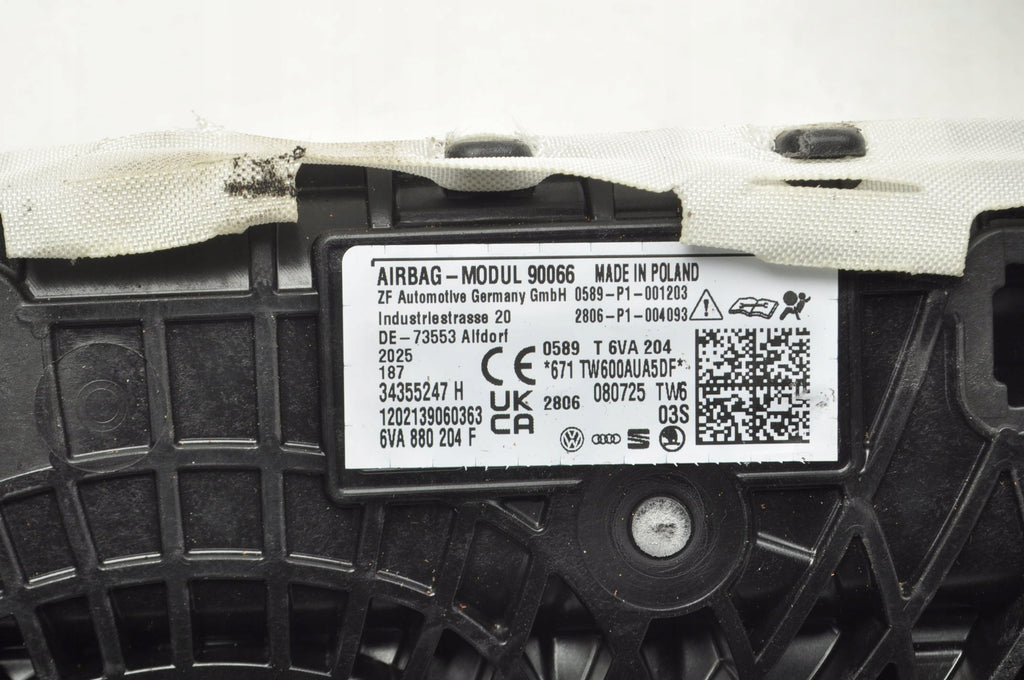 SKODA FABIA IV AIRBAG PASSENGER 6VA880204F 2025R