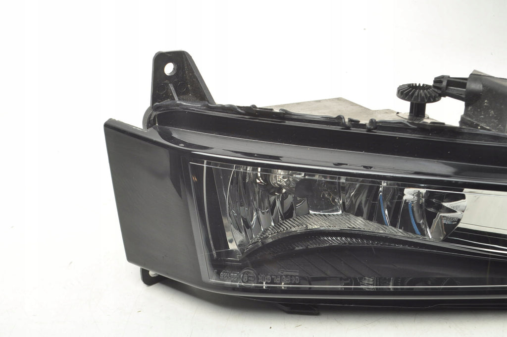 SKODA FABIA IV HALOGEN LEFT 6VA941699 2025R