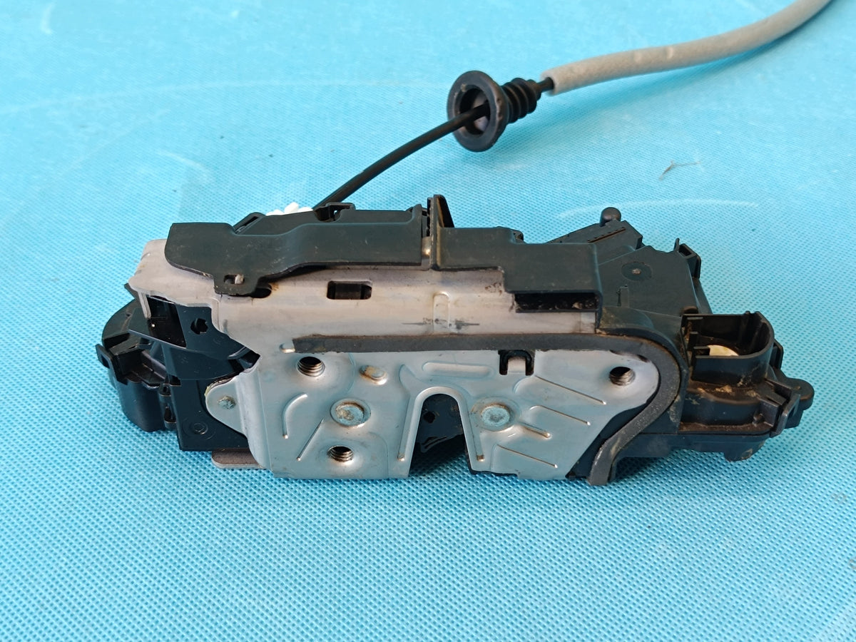 SKODA KAMIQ 2024 R LIFT 1,5TSI 110KW DXDE DOOR LOCK LEFT FRONT 5TB837015D