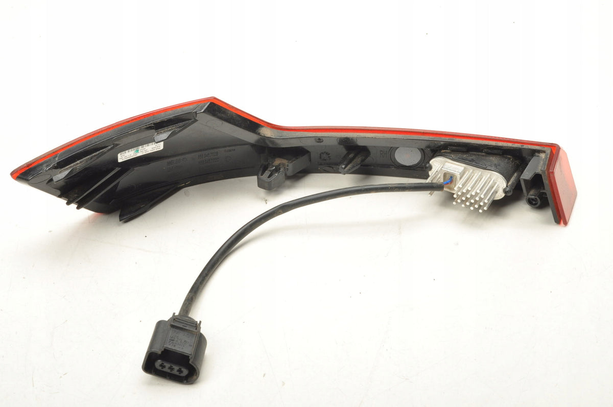 SKODA KAMIQ BUMPER REFLECTOR RIGHT REAR 658945702C HB 5D