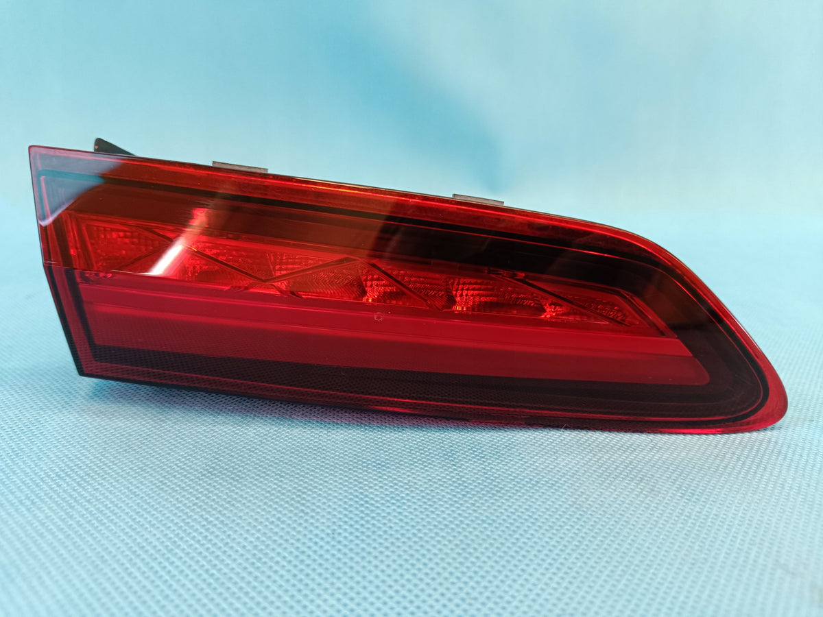SKODA KAROQ 1,5 TSI 110KW 2020 R FLAP LAMP LEFT REAR 57A945307
