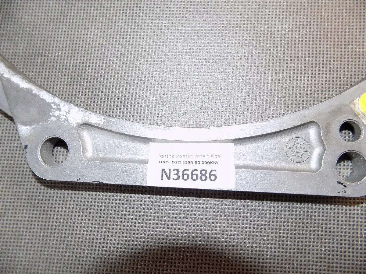 SKODA KAROQ GEARBOX DISTANCE 0CW103551A