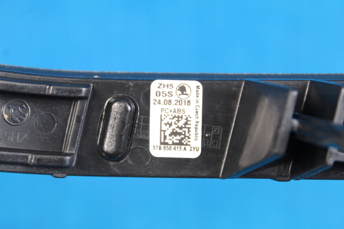 SKODA KAROQ STRIP DASHBOARD DECOR EU 57B858415A 2018R