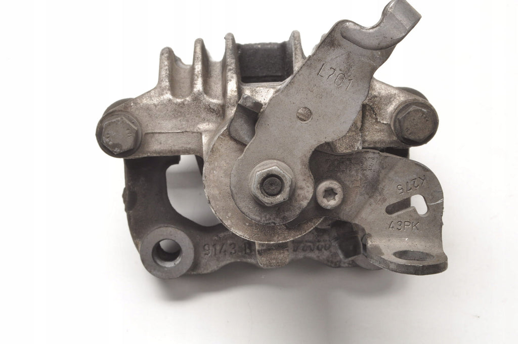 SKODA MERGES 1.5 TSI CLAMP LEFT REAR