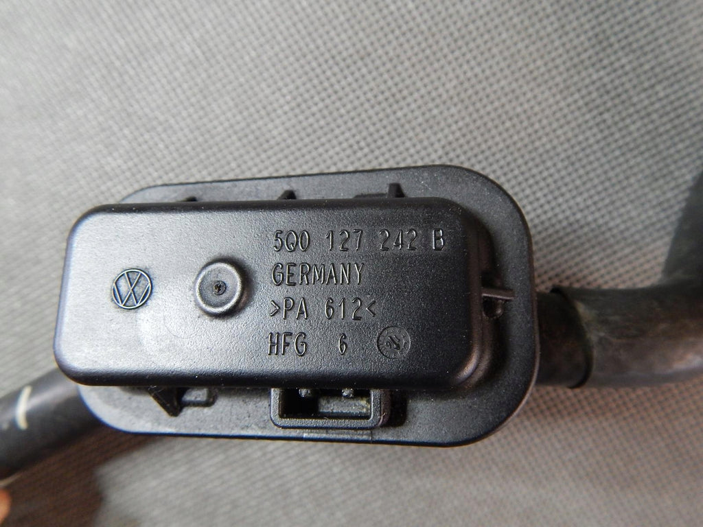 SKODA OCTAVIA 3 FUEL LINES 5Q0127242B