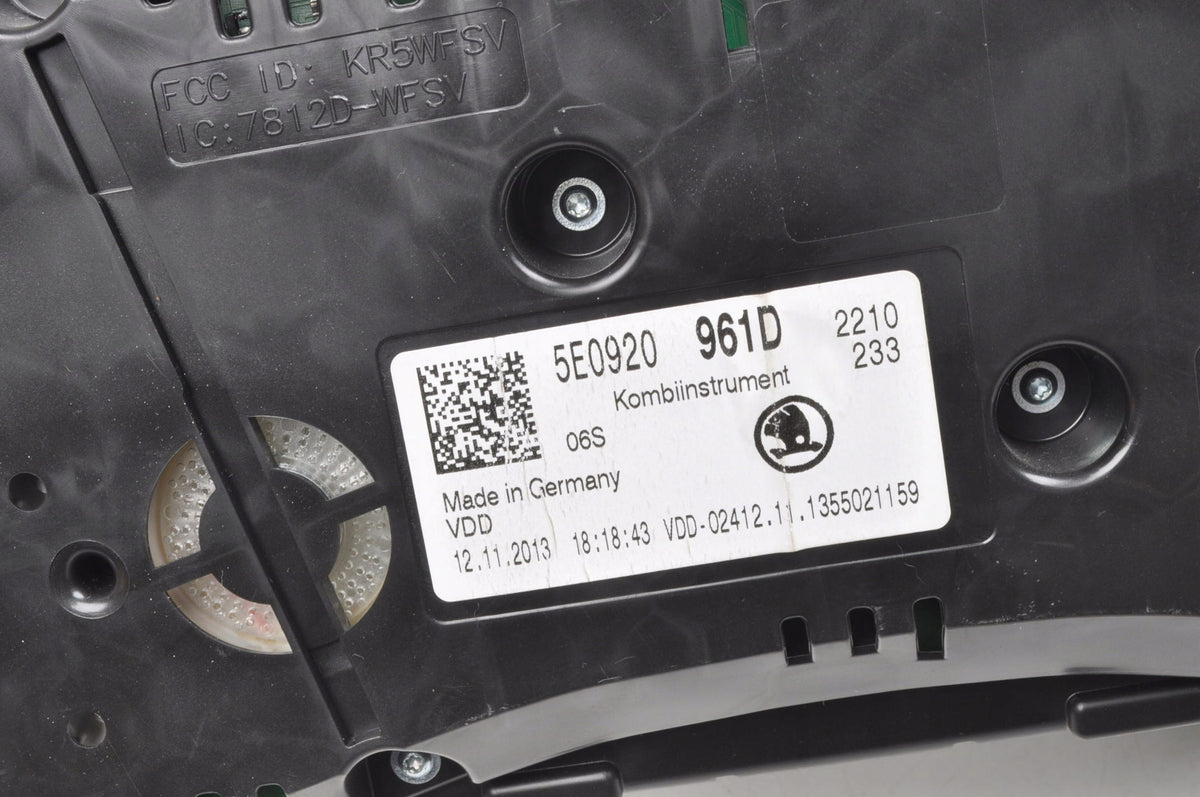 SKODA OCTAVIA III 1.6 TDI COUNTER CLOCKS 5E0920961D UK
