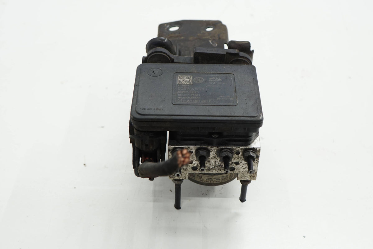 SKODA OCTAVIA III LIFT 19R BRAKE PUMP ABS 5Q0614517EG