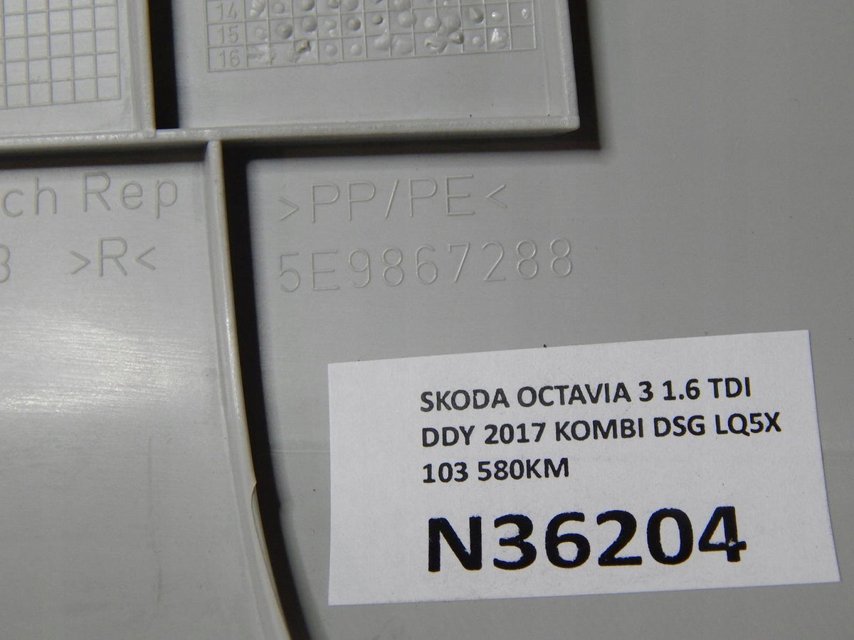 SKODA OCTAVIA III POST COVER PT REAR 5E9867288
