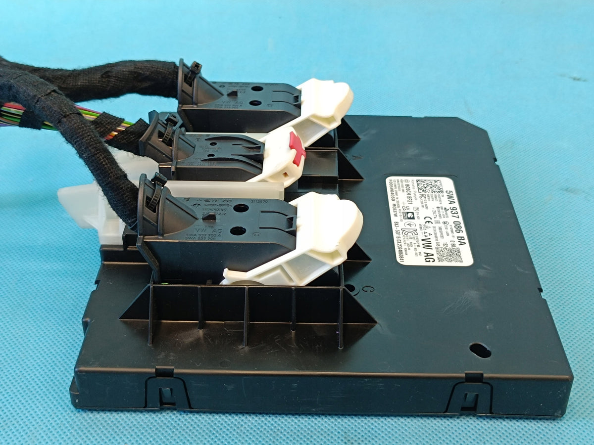 SKODA OCTAVIA IV COMBI 2,0 TDI 2023 R COMFORT CONTROLLER MODULE 5WA937086BA