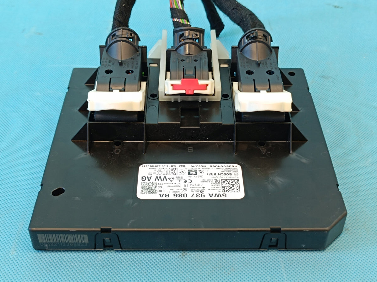 SKODA OCTAVIA IV COMBI 2,0 TDI 2023 R COMFORT CONTROLLER MODULE 5WA937086BA