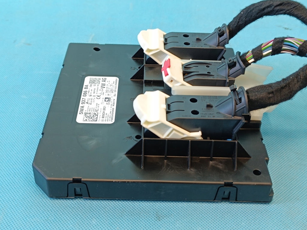 SKODA OCTAVIA IV COMBI 2,0 TDI 2023 R COMFORT CONTROLLER MODULE 5WA937086BA